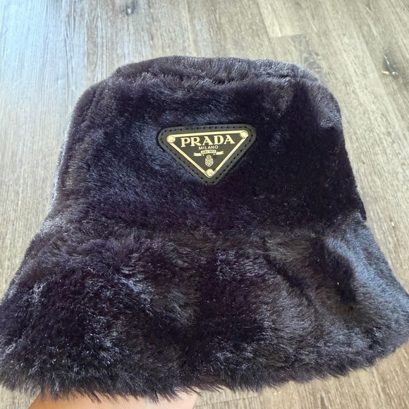 Fashion Focus Accessories - Black Faux Fur Bucket Hat with Logo Tag